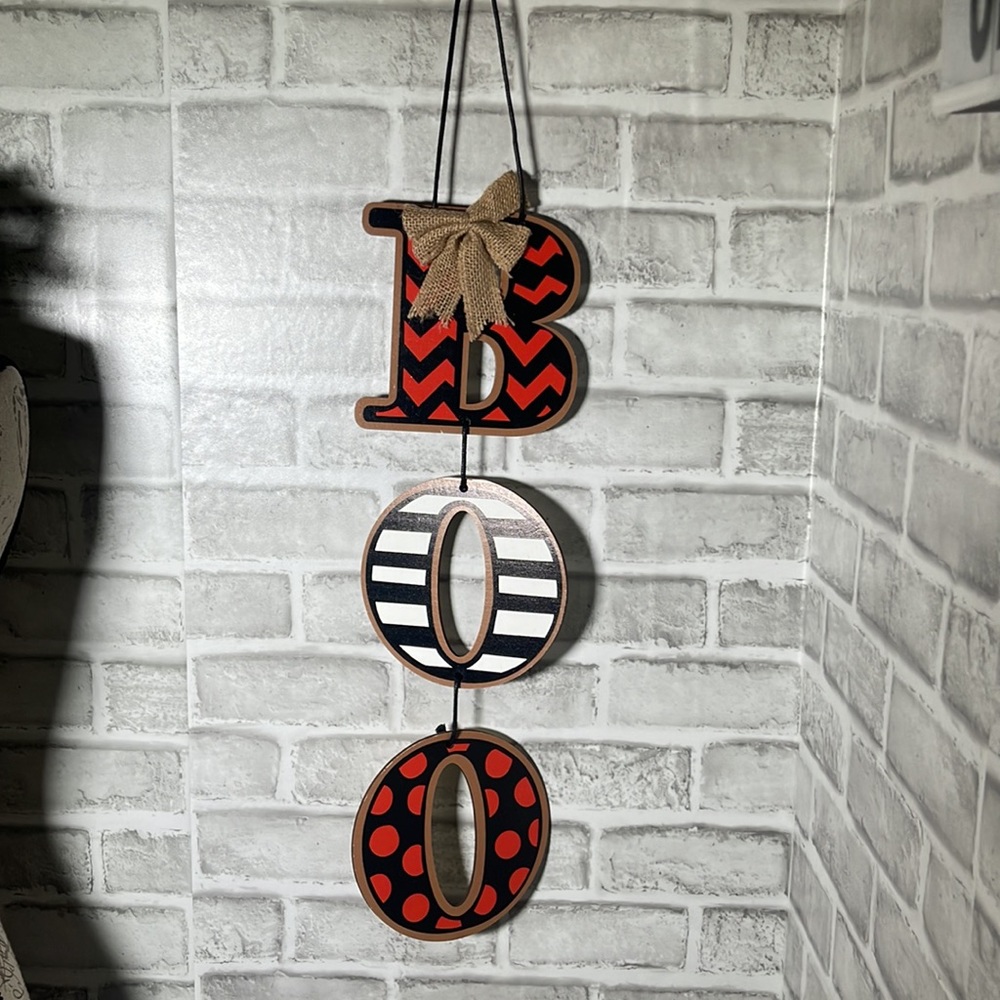 Holiday BOO wooden door decoration